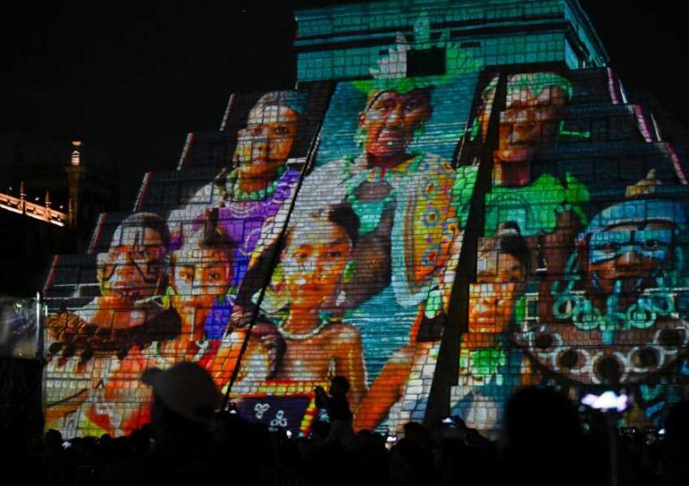 ¡Chichen Itzá en el Zócalo! Memoria Luminosa II: El Pueblo Maya y Felipe Carrillo Puerto