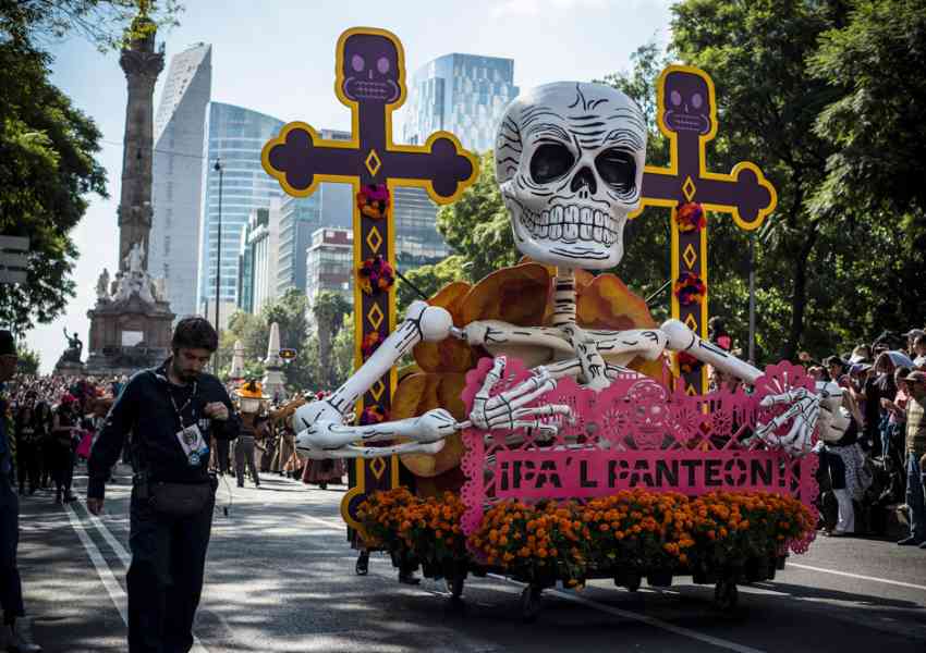 Todo sobre el Gran Desfile de Día de Muertos 2024 en CDMX