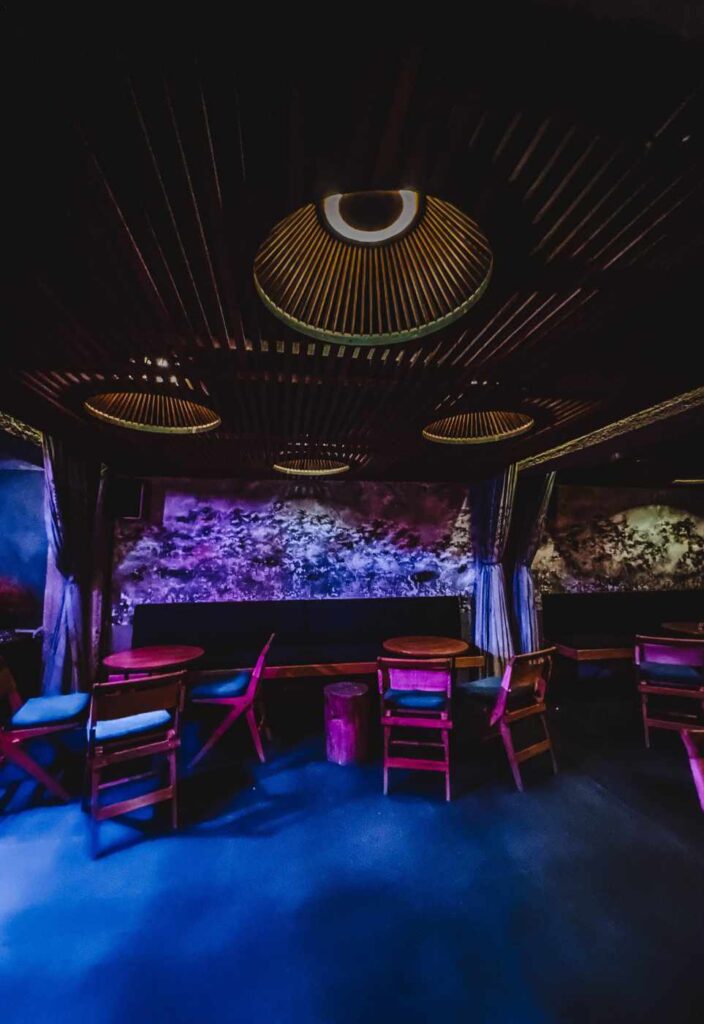 xaman bar
