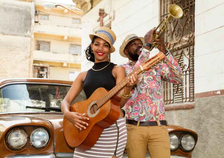 Tres cócteles para viajar a Cuba sin salir de casa